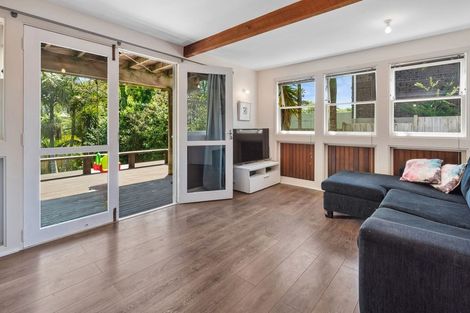 Photo of property in 860 Beach Road, Waiake, Auckland, 0630