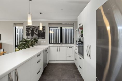 Photo of property in 2 Sable Lane, Pyes Pa, Tauranga, 3112