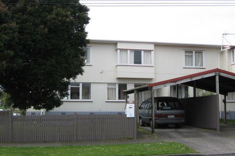 Photo of property in 32 Cook Street, Marfell, New Plymouth, 4310