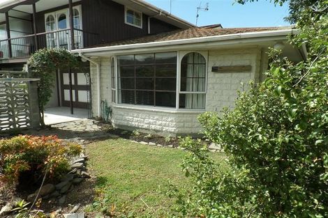 Photo of property in 16 Cashmere Road, Cashmere, Christchurch, 8022