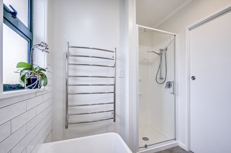 Photo of property in 16 Surrey Street, Taradale, Napier, 4112