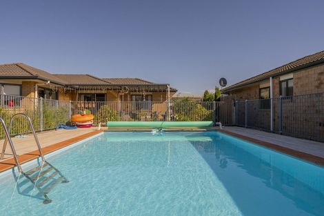 Photo of property in Mayfair Gardens, 3/2 Mayfair Close, Whitianga, 3510