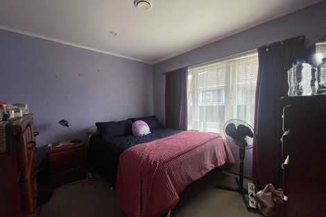 Photo of property in 31 Durham Street, Te Atatu Peninsula, Auckland, 0610