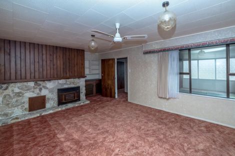 Photo of property in 14 Fisher Place, Carterton, 5713