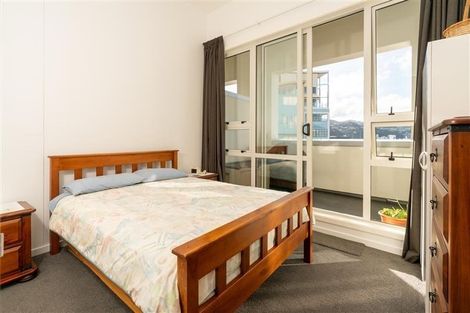 Photo of property in Stadium Garden Flats, 209/107 Thorndon Quay, Pipitea, Wellington, 6011