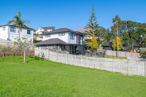 Photo of property in 11 St Julia Court, Helensville, 0800