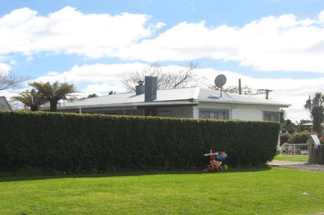 Photo of property in 14 Mair Street, Matata, Whakatane, 3194