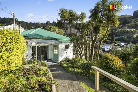 Photo of property in 2 Harbour Terrace, Careys Bay, Port Chalmers, 9023
