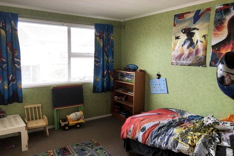 Photo of property in 87 Clawton Street, Westown, New Plymouth, 4310