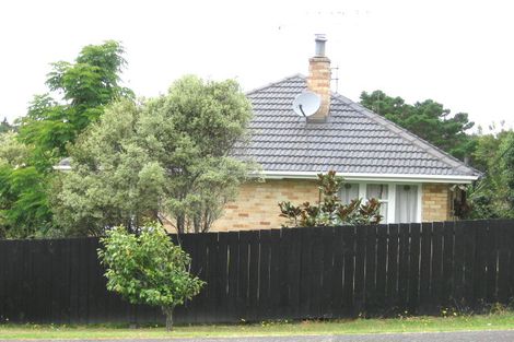 Photo of property in 49 Fordham Street, Beach Haven, Auckland, 0626