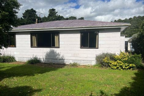 Photo of property in 15 Whio Street, Pongaroa, 4991
