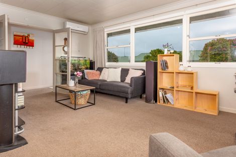 Photo of property in 1 Bella Villa Drive, Waiuku, 2123