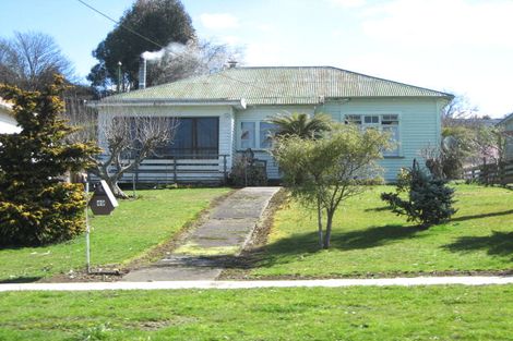 Photo of property in 49 Moa Street, Taihape, 4720