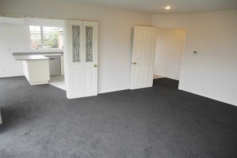 Photo of property in 14 Ashmore Lane, Strowan, Christchurch, 8052