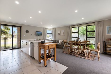 Photo of property in 142 Longview Drive, Papamoa Beach, Papamoa, 3118