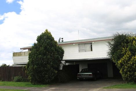 Photo of property in 2 Olivine Street, Poike, Tauranga, 3112