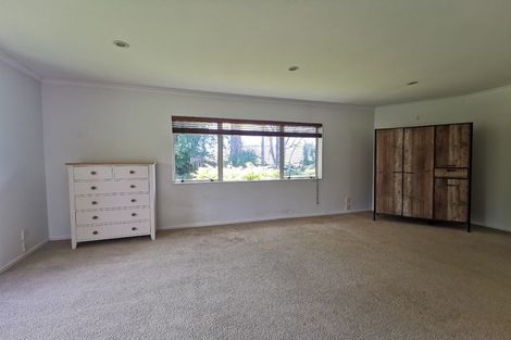 Photo of property in 5 Pukatea Avenue, Albany, Auckland, 0632