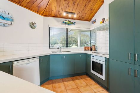 Photo of property in 2 Lake Court, Pauanui, Hikuai, 3579