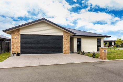 Photo of property in 16 Noumea Drive, Rangatira Park, Taupo, 3330