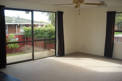 Photo of property in 9 Adams Place, Kelvin Grove, Palmerston North, 4414