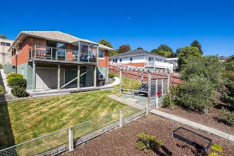 Photo of property in 90 Brockville Road, Glenross, Dunedin, 9011