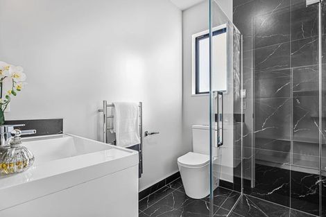 Photo of property in 48 Aroha Street, Pegasus, 7612