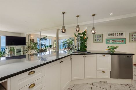 Photo of property in 7 Gardenhill Lane, Redcliffs, Christchurch, 8081