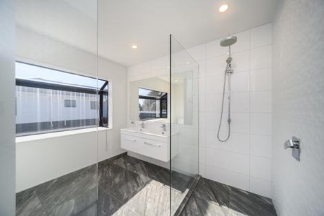 Photo of property in 26 Hanmer Place, Highbury, Palmerston North, 4412