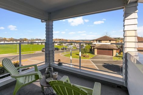 Photo of property in 43 Midshipman Court, Gulf Harbour, Whangaparaoa, 0930