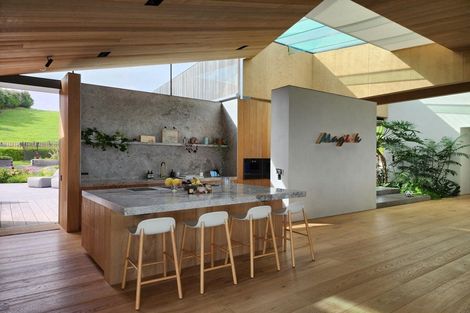 Photo of property in 20 Washer Road, Omata, New Plymouth, 4374