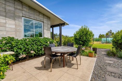 Photo of property in 438 Alfred Road, Kaimiro, New Plymouth, 4371