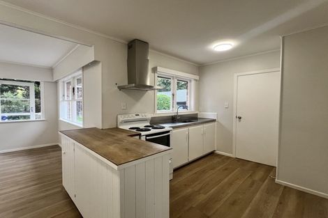 Photo of property in 4 Blenheim Street, Glenfield, Auckland, 0629