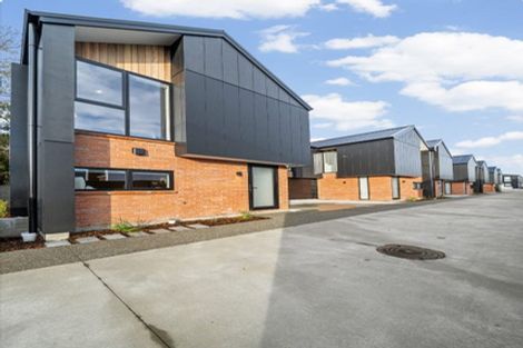 Photo of property in 28 Blair Avenue, Papanui, Christchurch, 8053