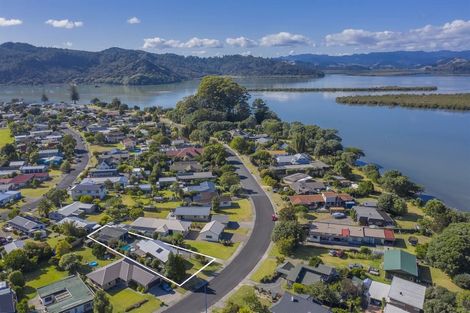 Photo of property in 123 Robinson Road, Whitianga, 3510