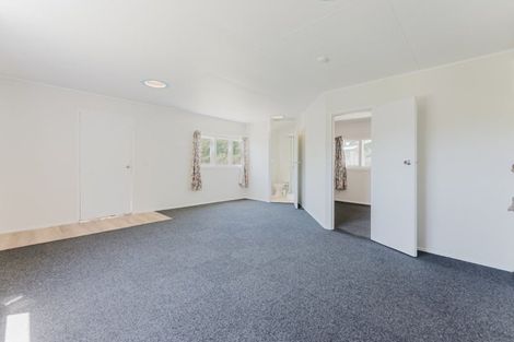 Photo of property in 50 Trelawney Crescent, Westown, New Plymouth, 4310