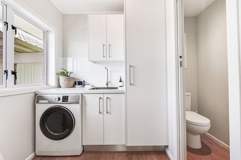 Photo of property in 37 Morris Road, Hillcrest, Hamilton, 3216