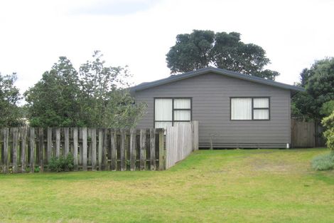 Photo of property in 200 Beverley Terrace, Whangamata, 3620