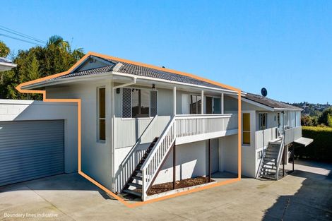 Photo of property in 2/63 Ocean View Road, Hillcrest, Auckland, 0627