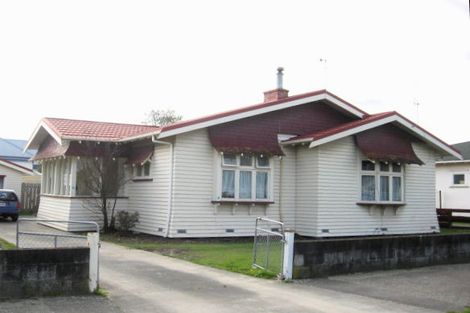 Photo of property in 19 South Street, West End, Palmerston North, 4410