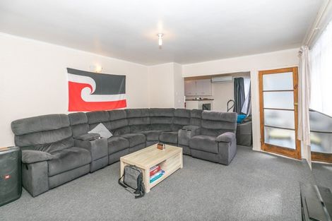 Photo of property in 2/179 Knighton Road, Hillcrest, Hamilton, 3216