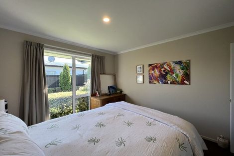 Photo of property in 48 Dunlops Crescent, Marshland, Christchurch, 8083