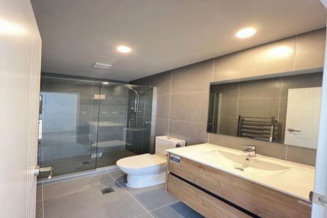 Photo of property in 11 Aramata Road, Papakura, 2110