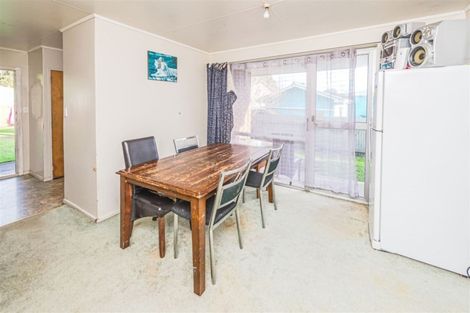 Photo of property in 22 Ruru Street, Waikanae, 5036