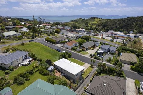Photo of property in 1 Pohutukawa Drive, Cable Bay, 0420