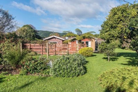 Photo of property in 385a Te Moana Road, Waikanae, 5036