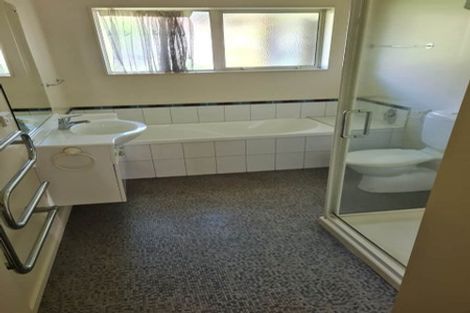 Photo of property in 70a Rimu Road, Raumati Beach, Paraparaumu, 5032