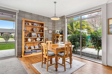 Photo of property in 4 Walnut Drive, Motueka, 7120