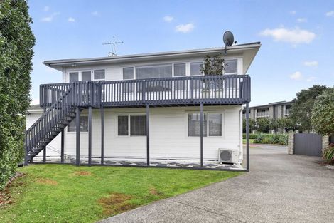 Photo of property in 250 Centreway Road, Orewa, 0931