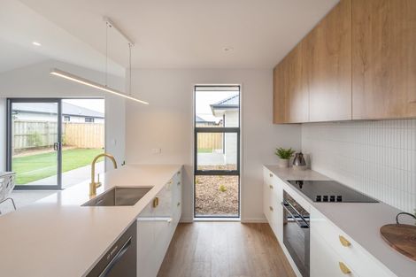 Photo of property in 23 Greig Crescent, Amberley, 7481