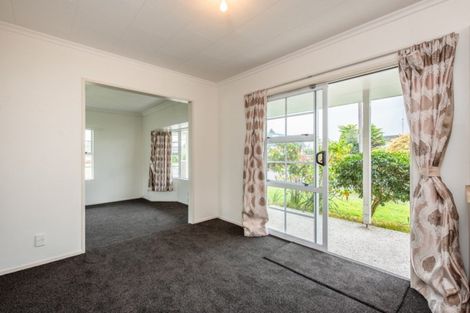 Photo of property in 68 Highbury Drive, Levin, 5510